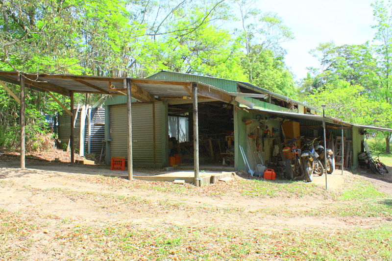 Real Estate in Valla