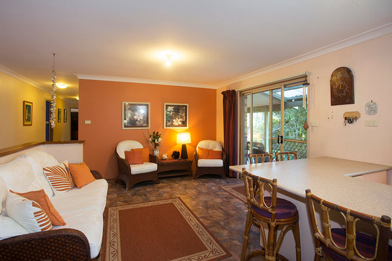 Real Estate in Valla