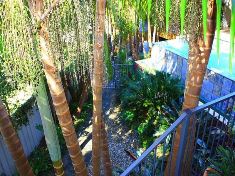 Real Estate in Valla Beach