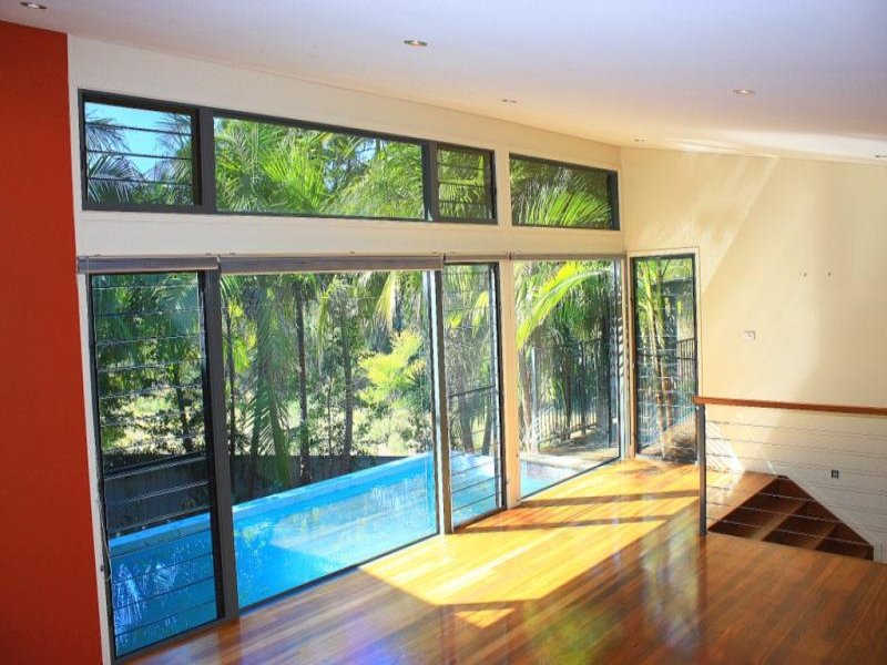 Real Estate in Valla Beach