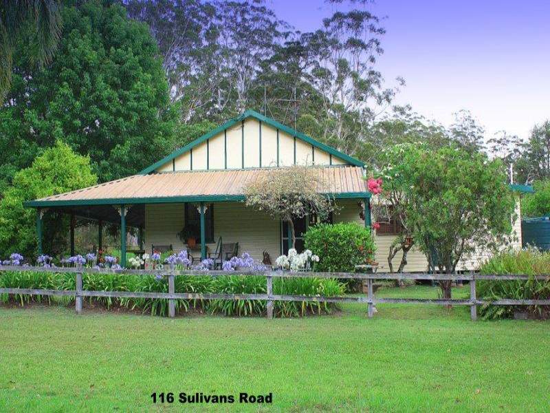 Real Estate in Valla