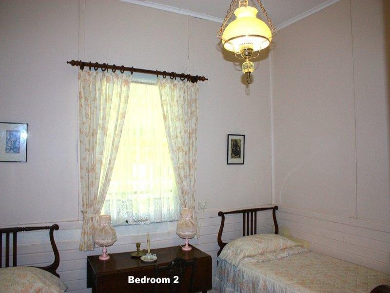 Real Estate in Valla