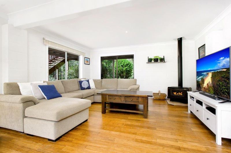 Real Estate in Valla