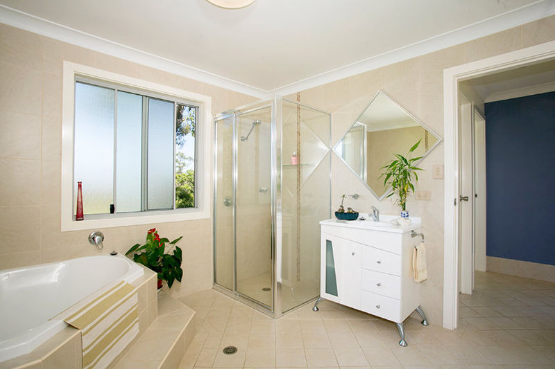 Real Estate in Valla Beach