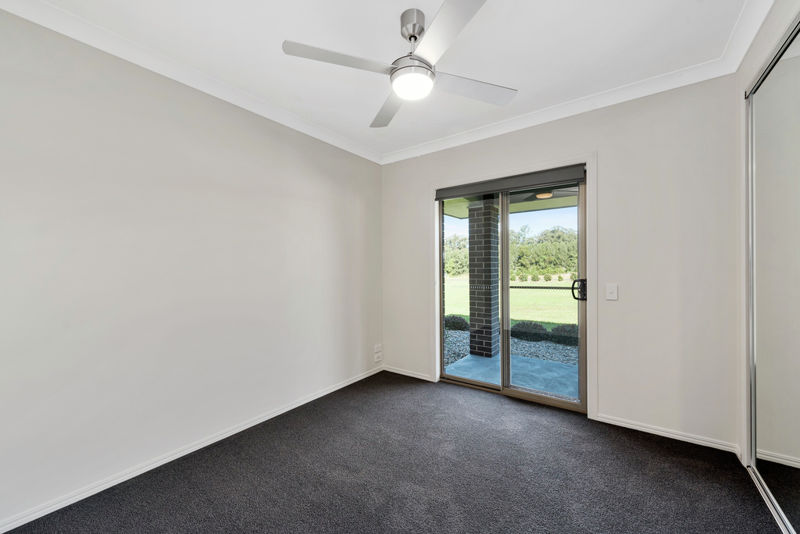 Real Estate in Valla