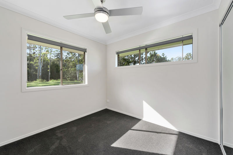 Real Estate in Valla