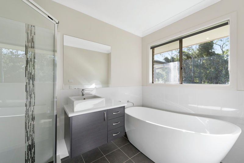 Real Estate in Valla