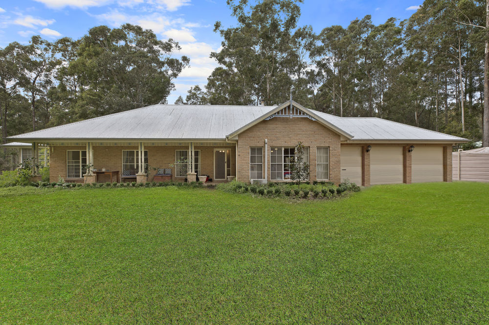 2 Pedaman Place, Jilliby, NSW 2259