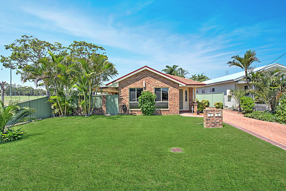 7 Cochrane Avenue, Canton Beach, NSW 2263