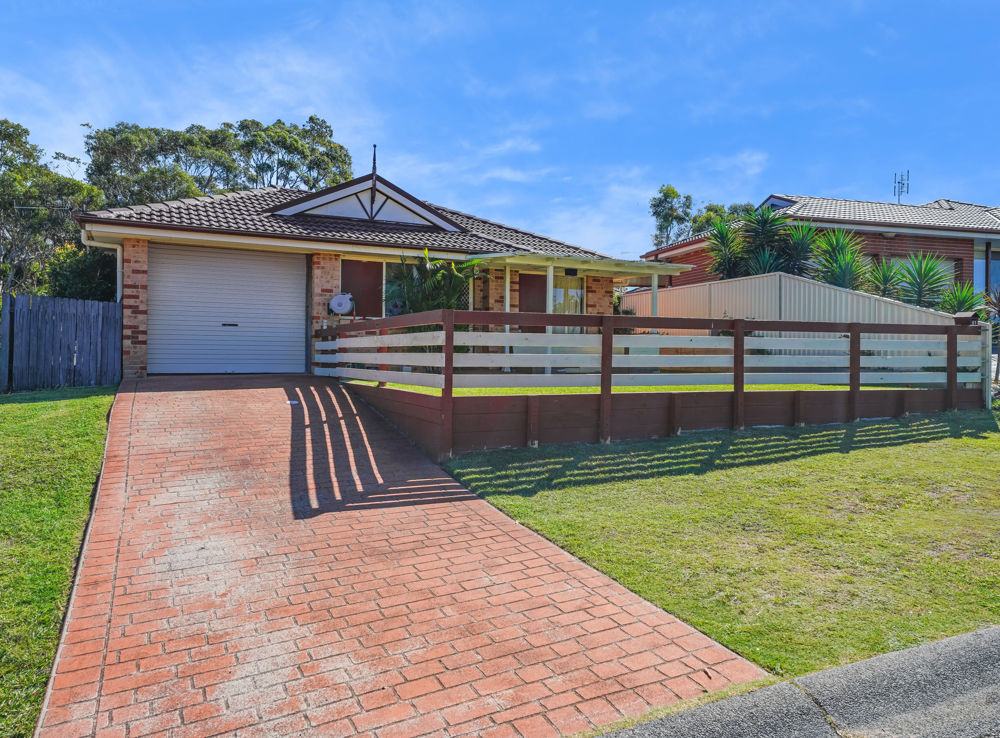 51 White Swan Avenue, Blue Haven, NSW 2262