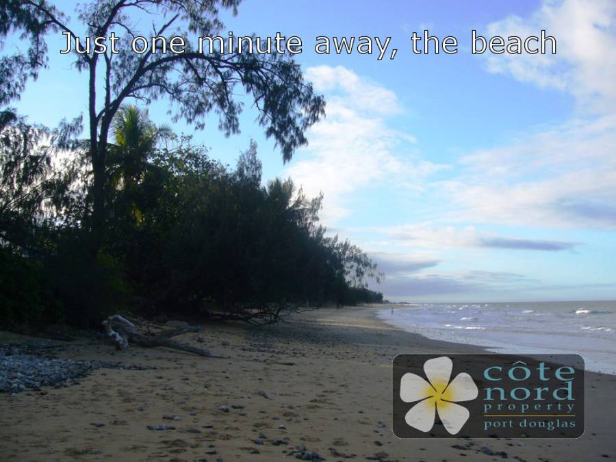 Beautiful Oak Beach - just a stroll away