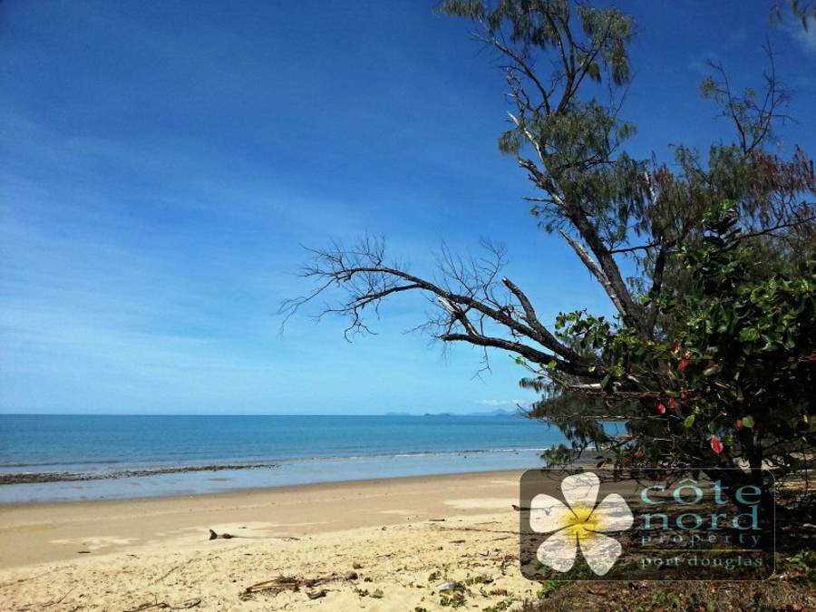 Pristine Oak Beach - just a minute away.