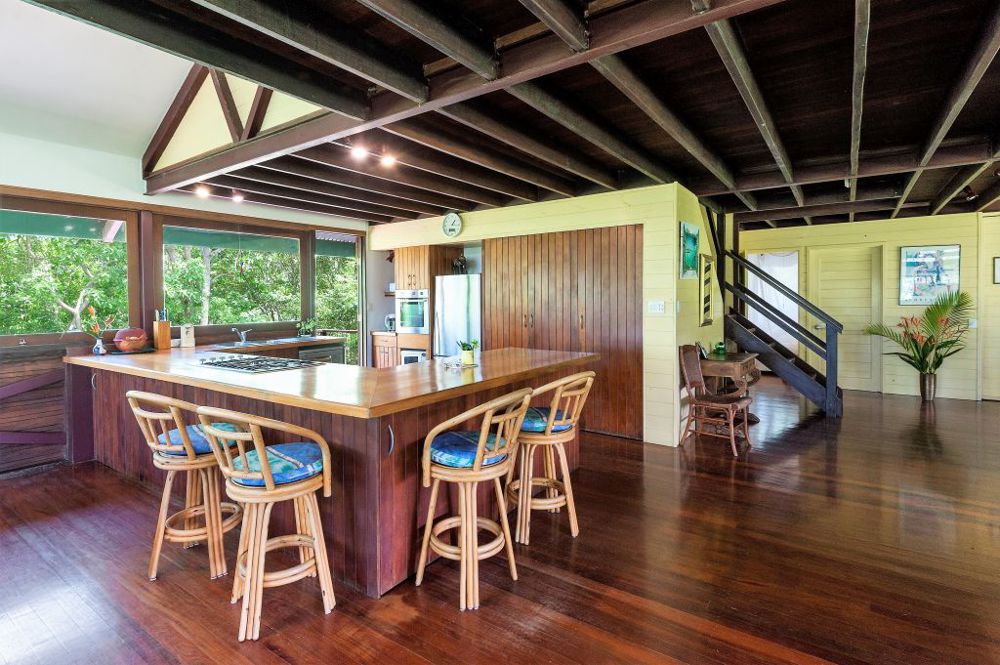 Owner occupy with possibility to operate as a bed 