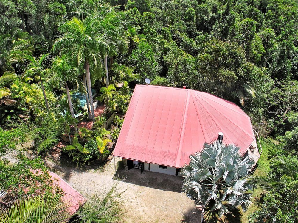 House and pavillion in the rainforest