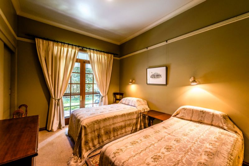 Real Estate in Valla