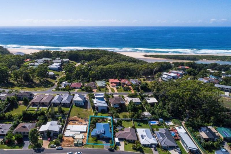 Property in Valla Beach - Sold for $575,000