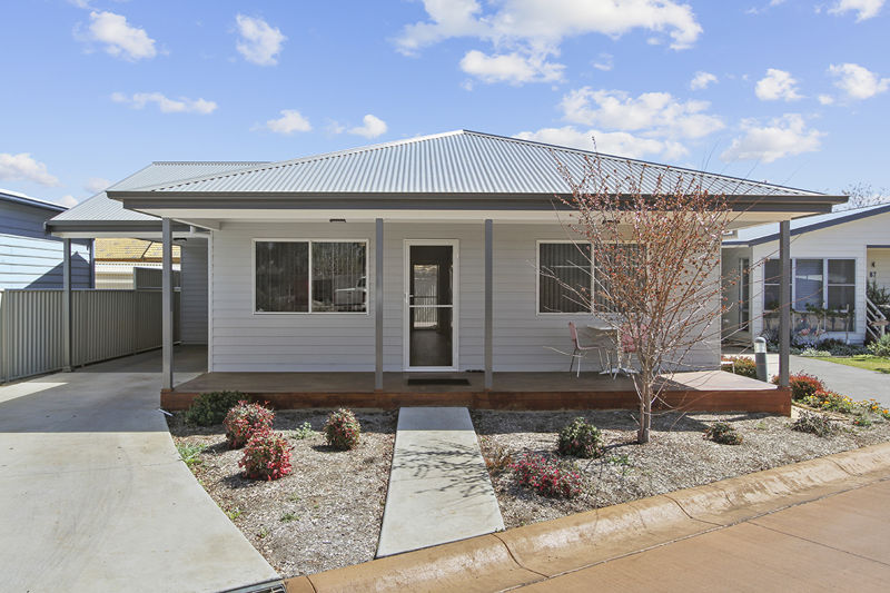 88 19 51 Warral Road Broadlands Gardens Estate Tamworth Burke