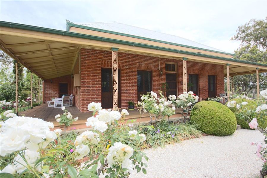 Tenterfield real estate For Sale