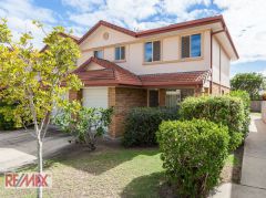 Property in Thorneside - Leased