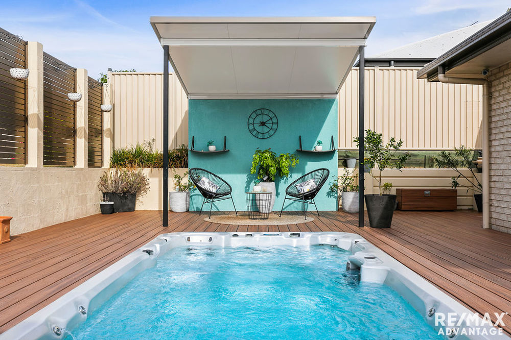 Real Estate in Wynnum West