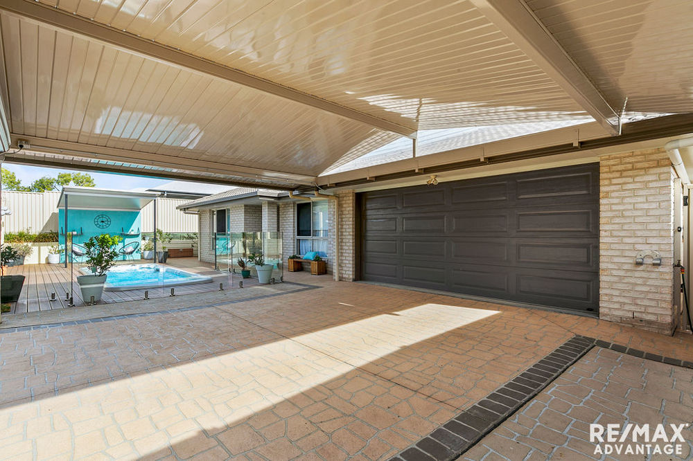 Wynnum West real estate For Sale