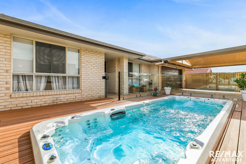 Real Estate in Wynnum West