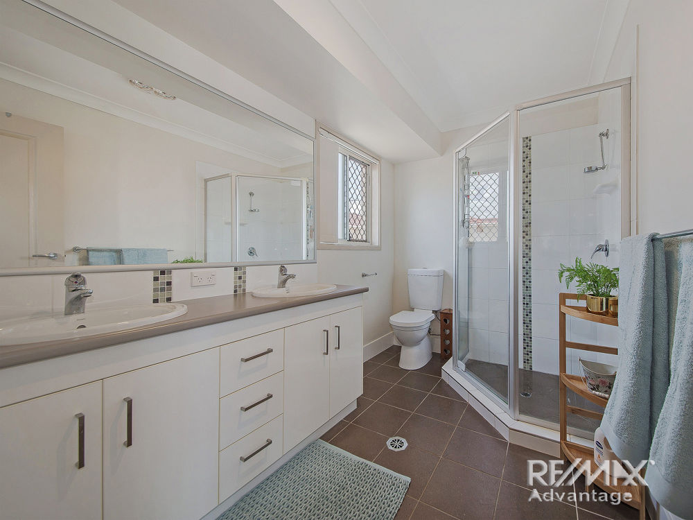 Real Estate in Wynnum West