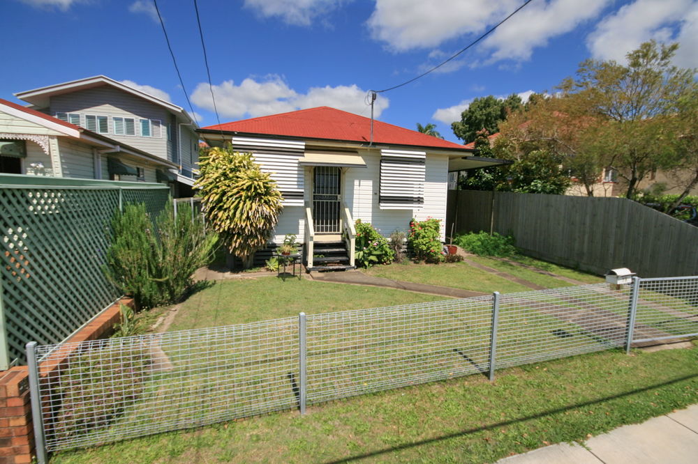 Property For Sale in Wynnum