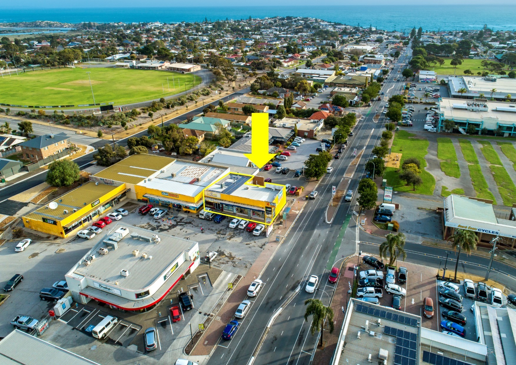 Shop 3, 122 Beach Road, Christies Beach > Commercial SA
