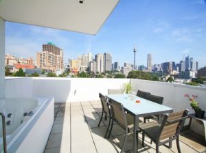 Property in Darlinghurst - Sold for $818,000