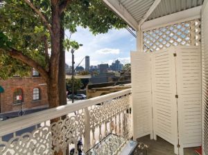 Property in Darlinghurst - Sold for $800,000