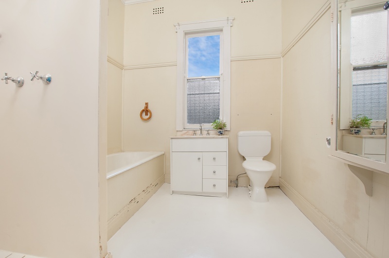 Open for inspection in Girards Hill