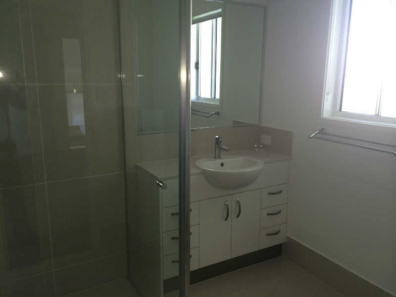 Real Estate in Caloundra West