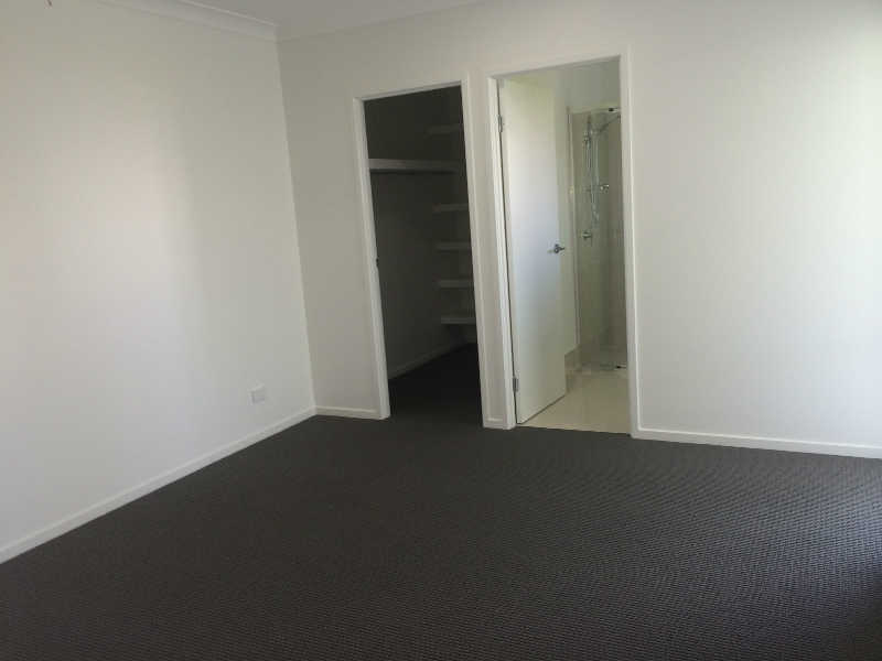 Real Estate in Caloundra West