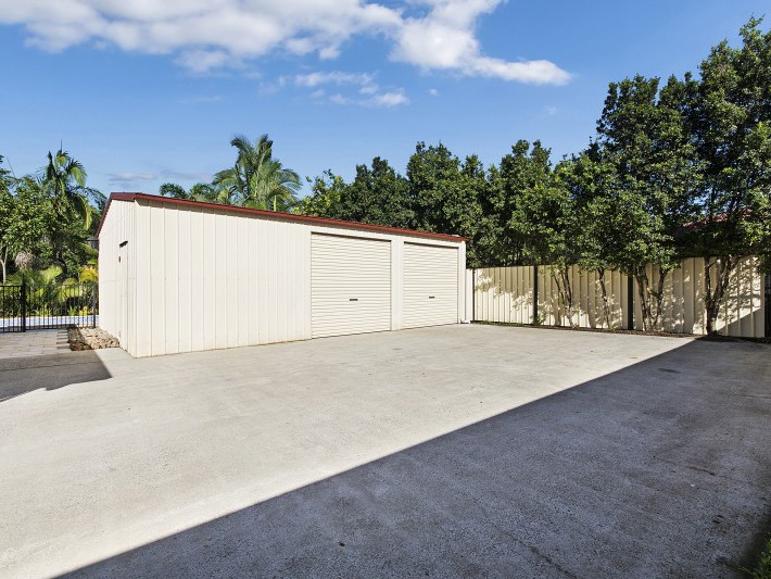 38 Rainbird Court Palmwoods 3 bay shed