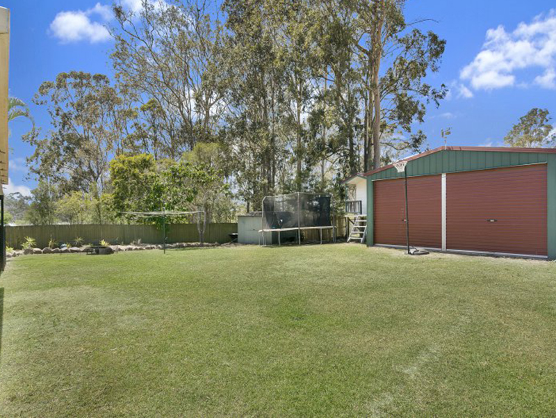 Petrie real estate Sold