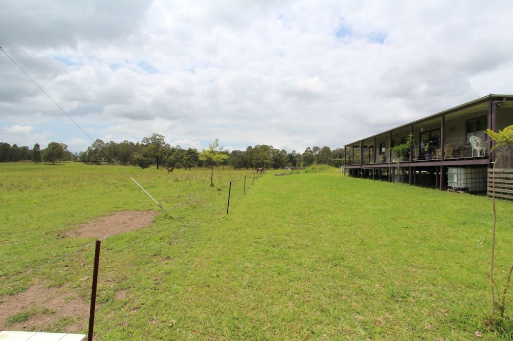 Real Estate in Dyers Crossing