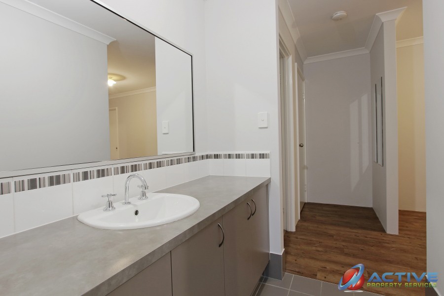 Real Estate in Meadow Springs