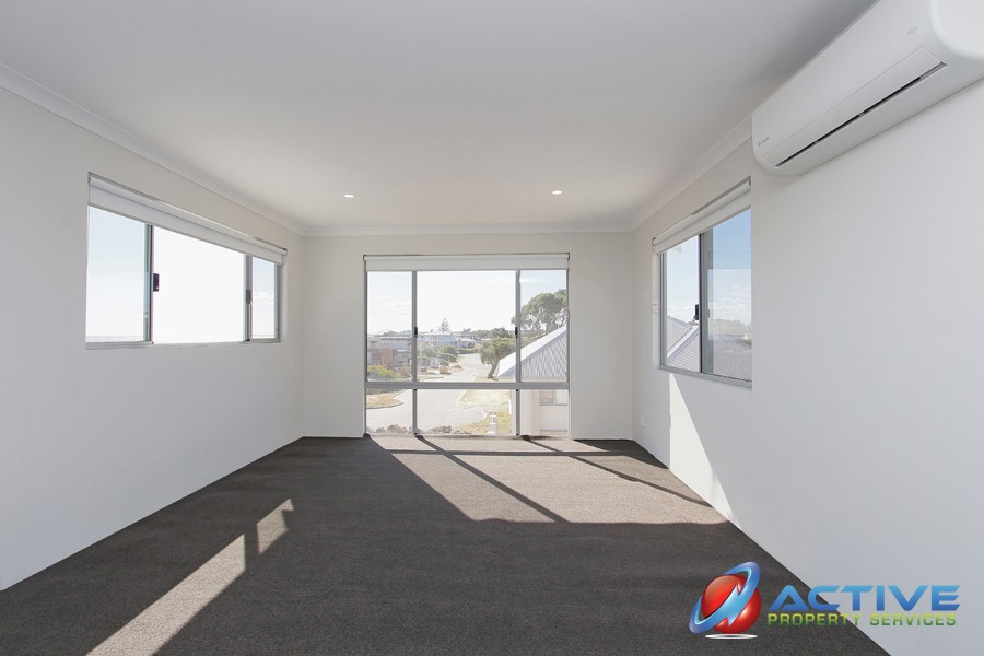 Real Estate in Silver Sands