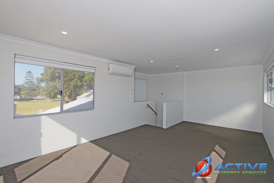 Real Estate in Silver Sands