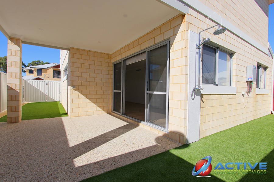 Real Estate in Silver Sands