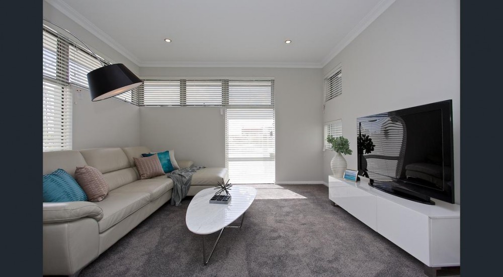 Bayswater real estate Leased