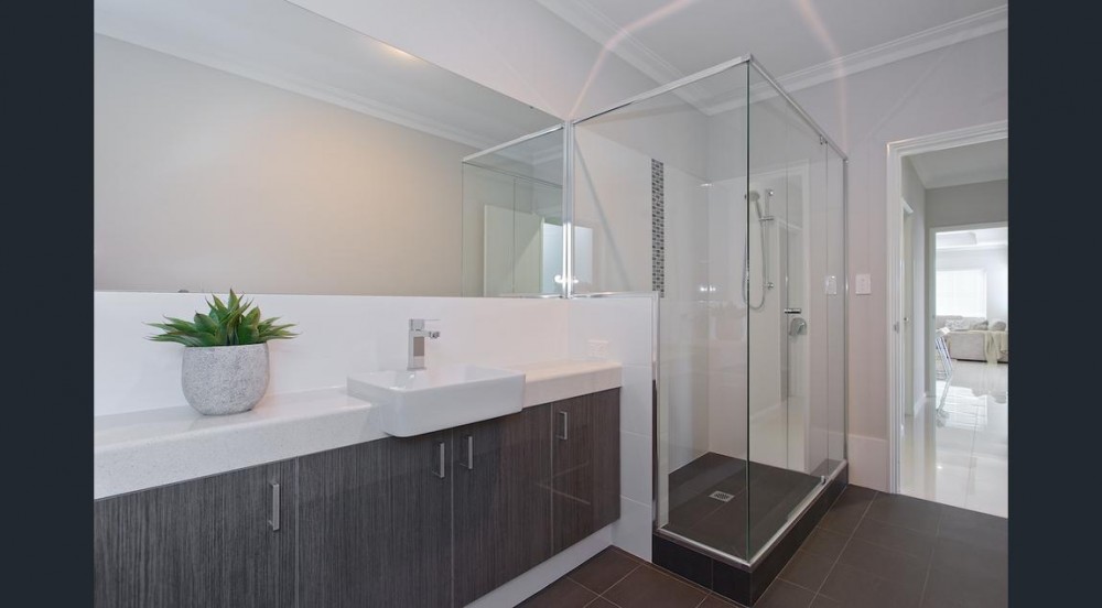 Real Estate in Bayswater