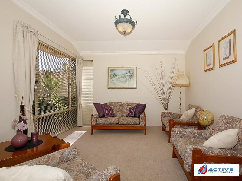 Real Estate in Marangaroo