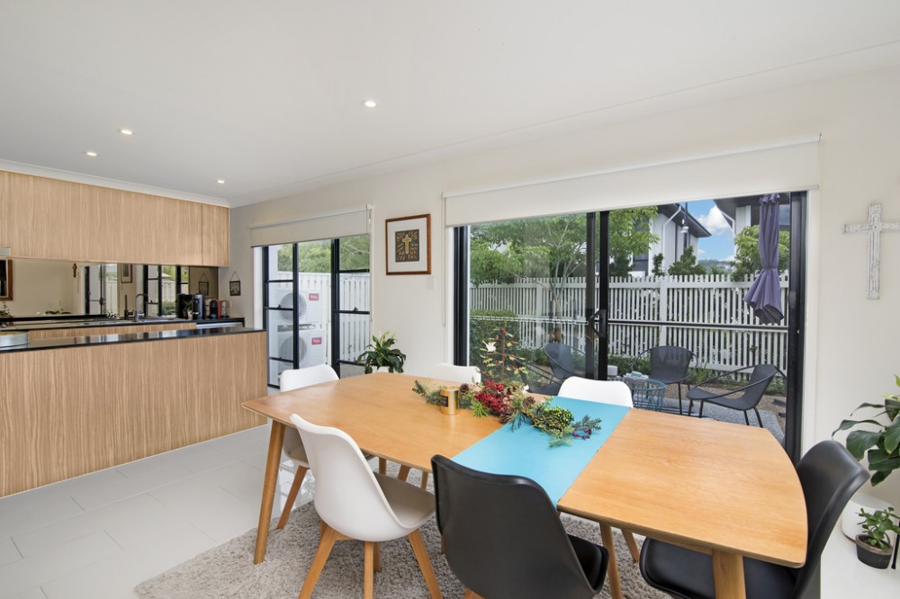 Pacific Pines real estate Sold