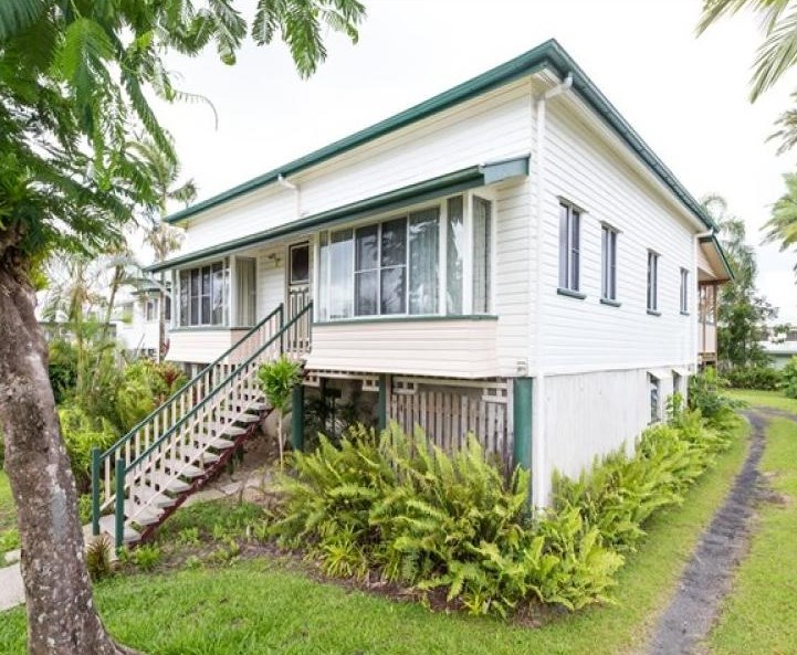 Property For Sale in Innisfail