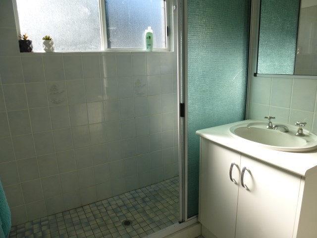 Real Estate in Cowley Beach