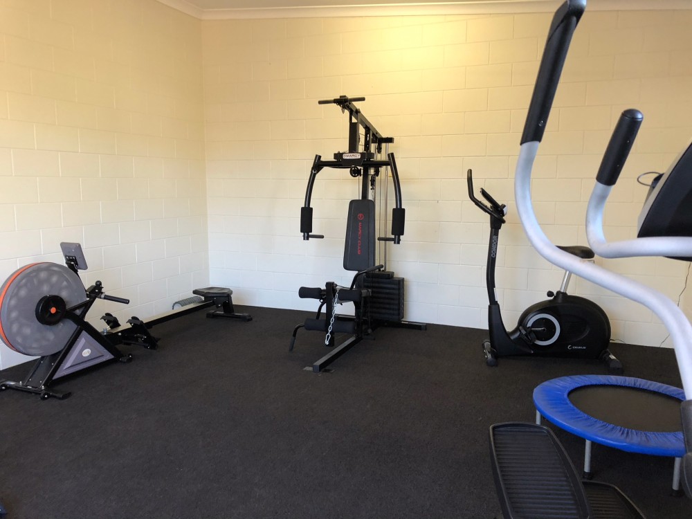 Real Estate in Innisfail Estate