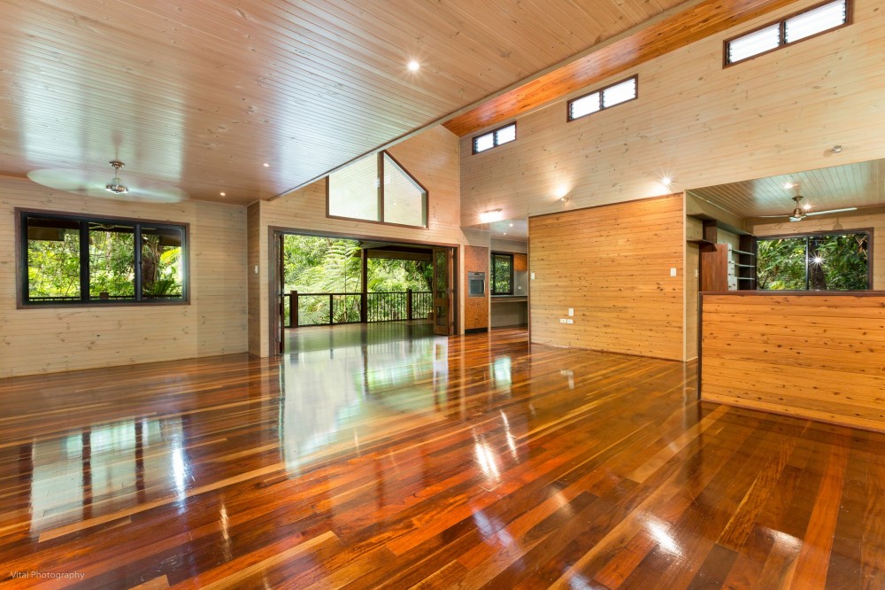 Innisfail real estate For Sale