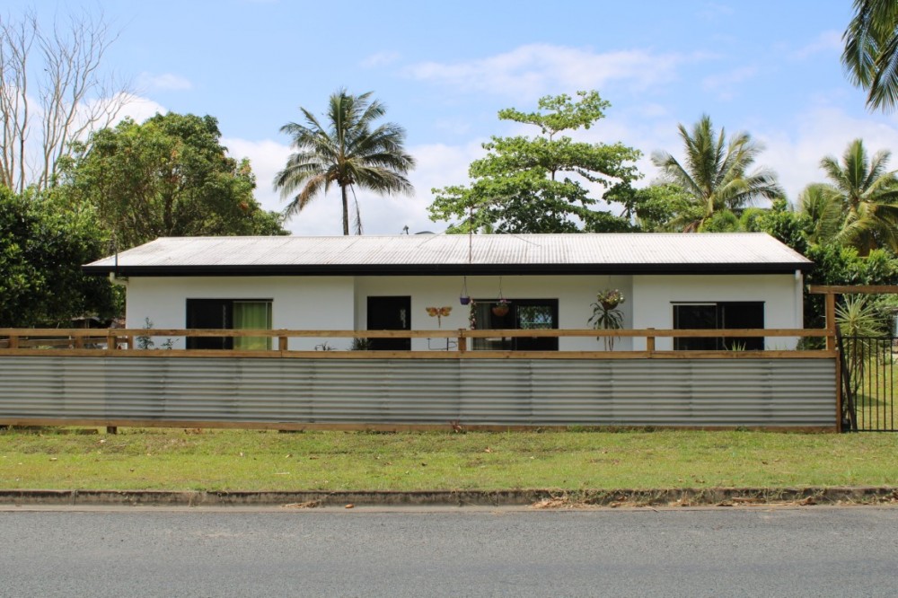 Babinda Real Estate > For Rent
